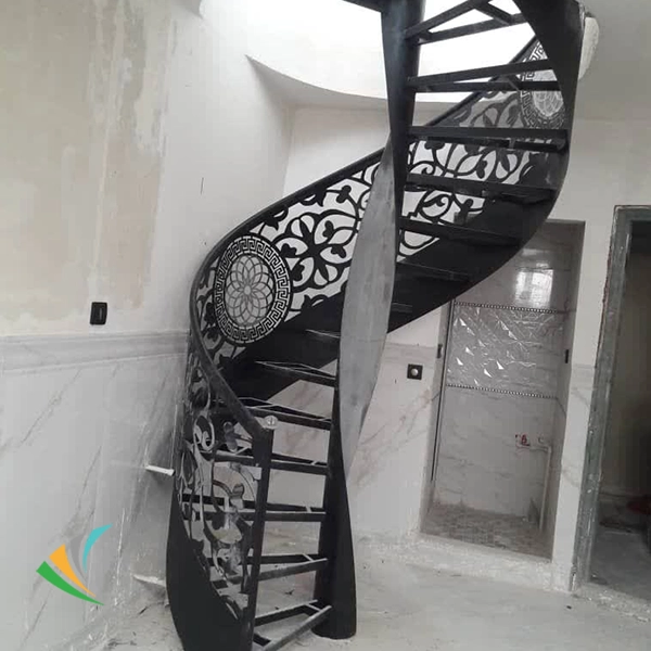 نرده فلزی